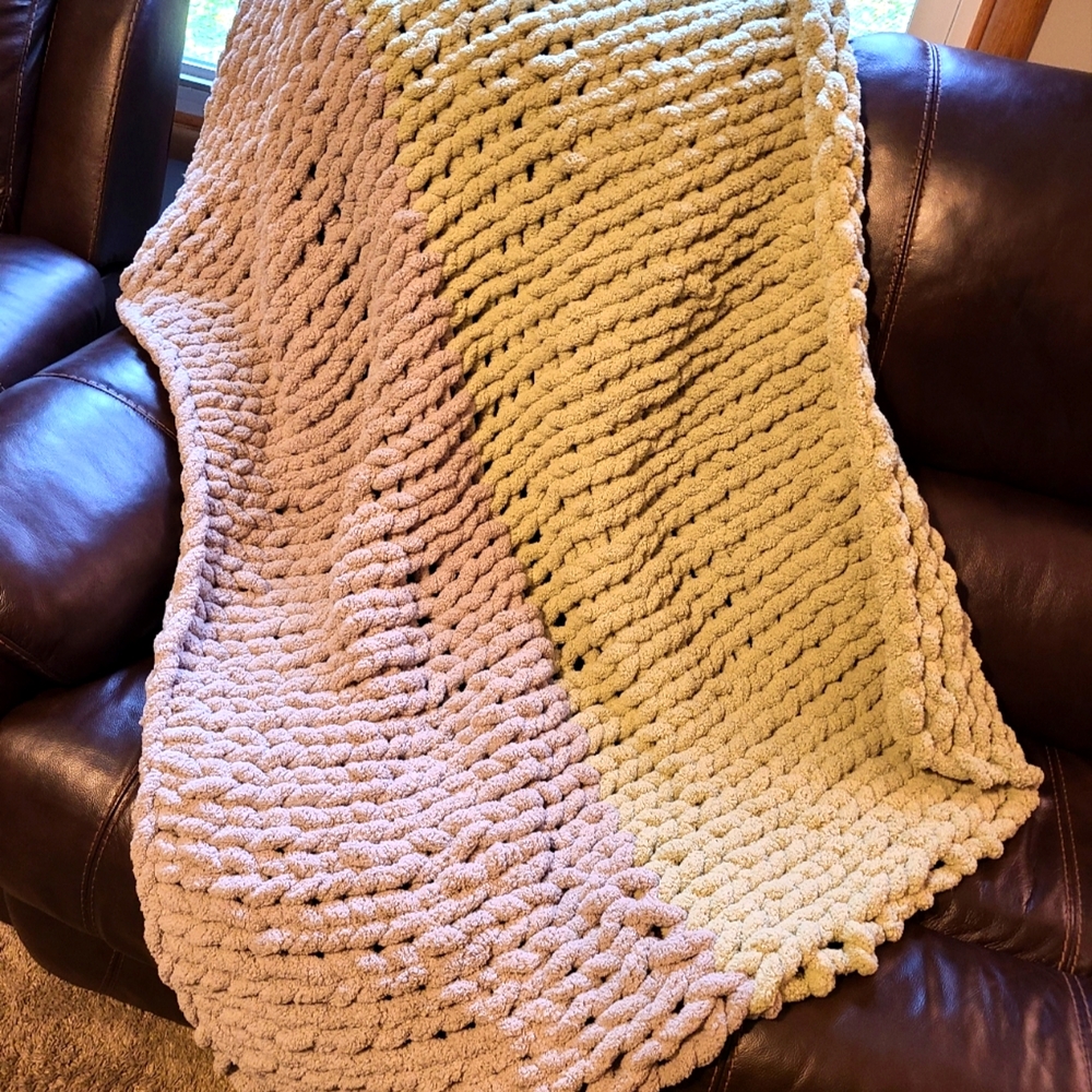 Chunky Knit Blanket